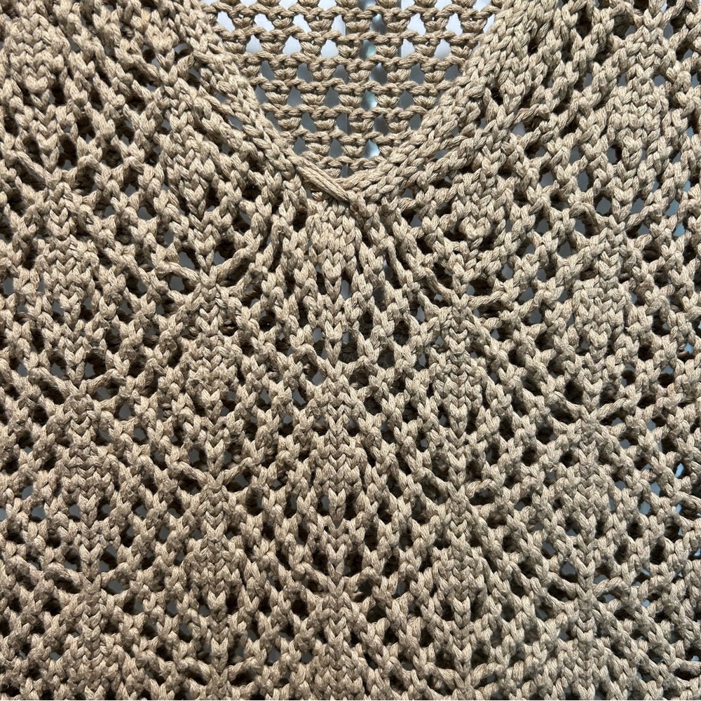 Vintage-Inspired Bandolino Crochet Knit Sleeveless Top | Size L - Picture 2 of 5